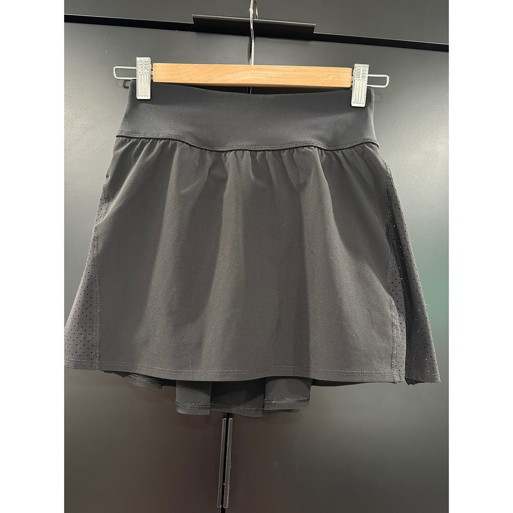 Spanx Get Moving Skort Black Active Tennis Golf Skirt Perforated XS